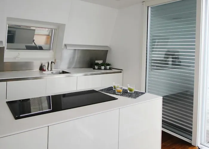 Schwimmendes Silent Villa