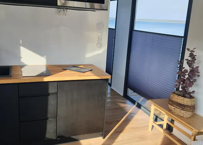 Villa Schwimmendes Silent *