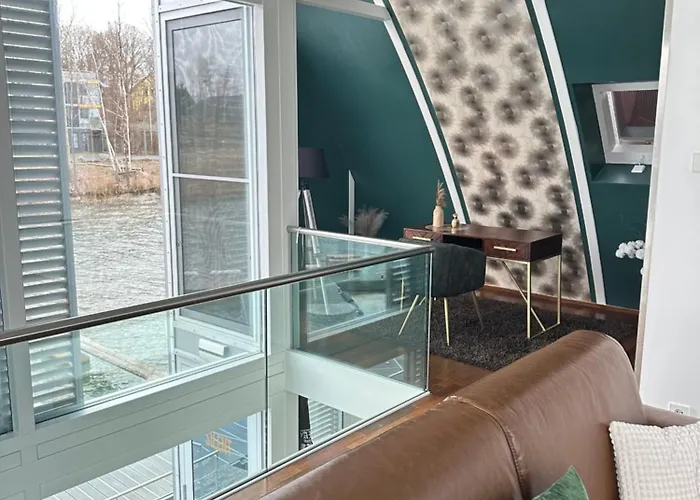 Schwimmendes Silent Villa Elsterheide