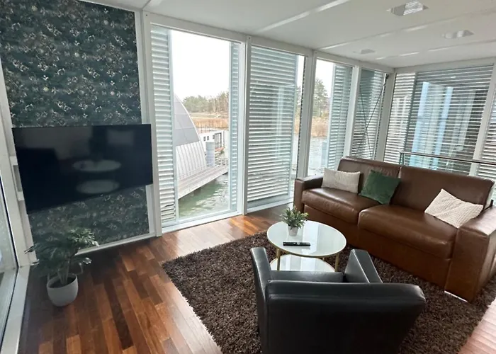 Schwimmendes Silent Villa Elsterheide